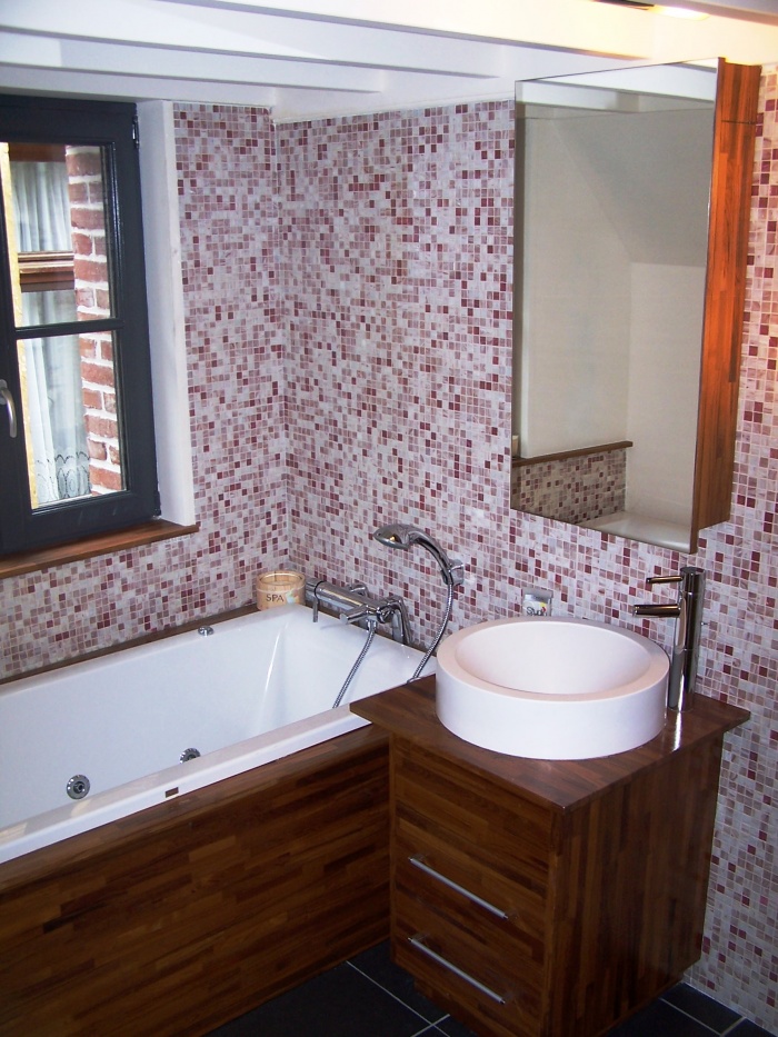 Rhabilitation d'une ancienne curie en habitation : salle de bain